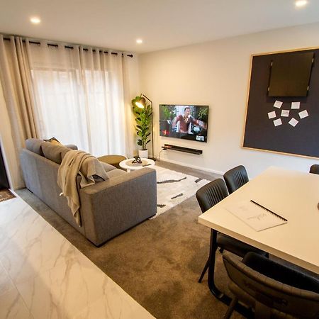 A Touch Of Luxury In Chch Cbd Apartment ไครสต์เชิร์ช ภายนอก รูปภาพ