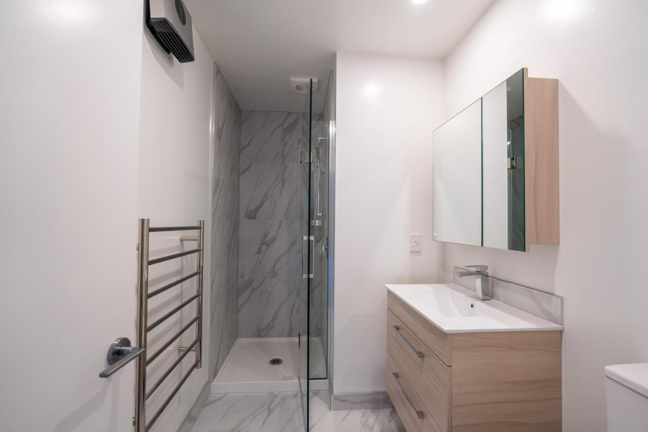 A Touch Of Luxury In Chch Cbd Apartment ไครสต์เชิร์ช ภายนอก รูปภาพ